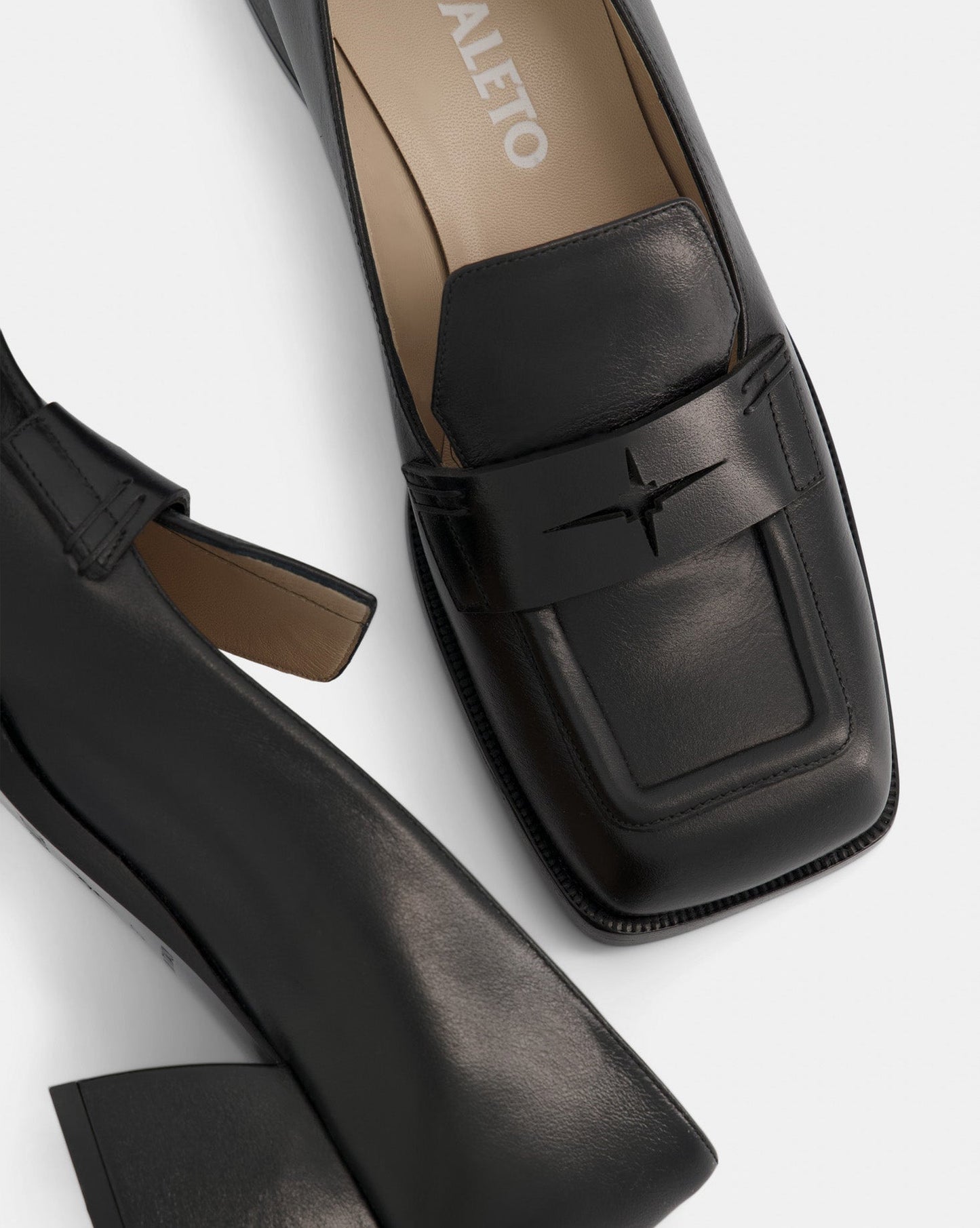 Bulla Cara Black Opaque
